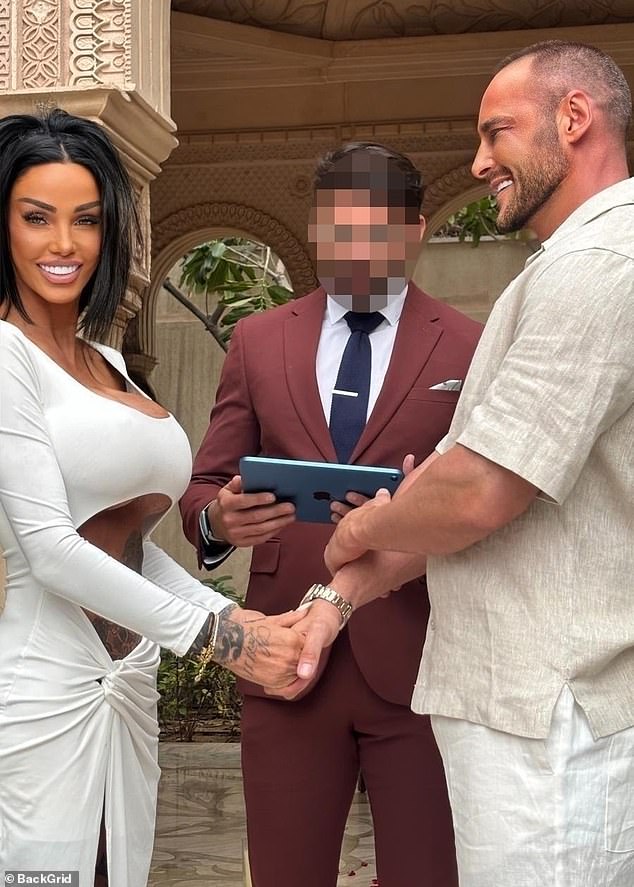 Katie Price's husband Lee Andrews racked up a huge bill at the luxury Dubai hotel where the couple tied the knot - and it is claimed he left without paying