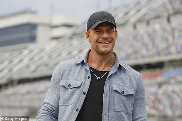 The fight with his neighbor, Ronnie Taylor, happened in the Nashville suburb of Brentwood, Tennessee, on Sunday