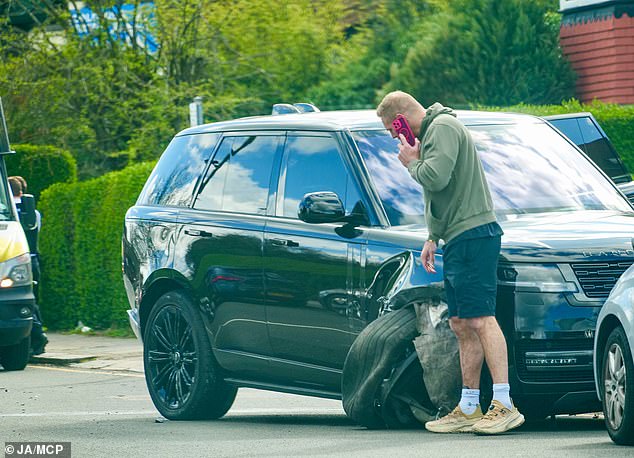 James previously spoke out about how the 'the worst bits' of navigating his split from Chloe are hidden from social media