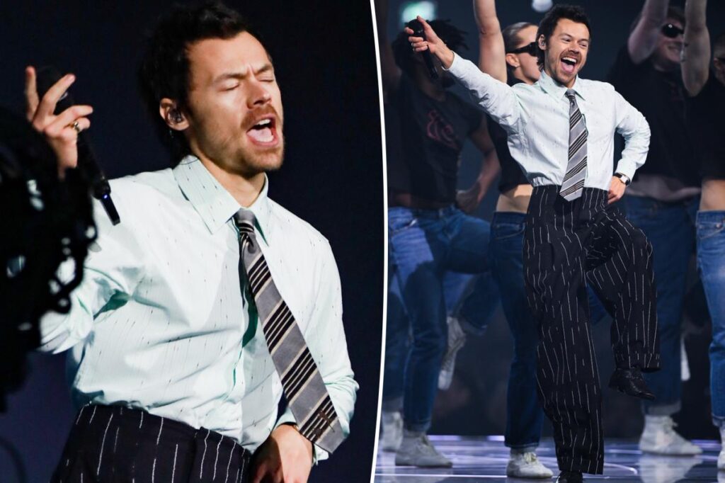 Harry Styles opens 2026 BRIT Awards with show-stopping performance of ‘Aperture’ Harry Styles opens 2026 BRIT Awards with show-stopping performance of 'Aperture'