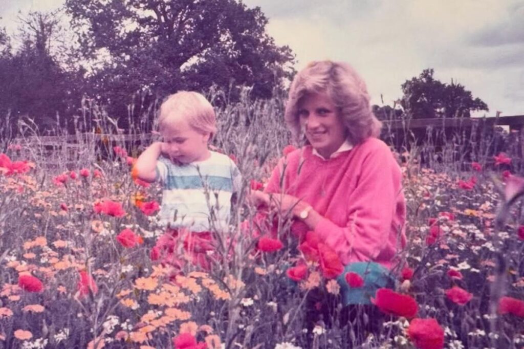 Prince William shares unseen photo with late mom Princess Diana for UK Mother's Day
