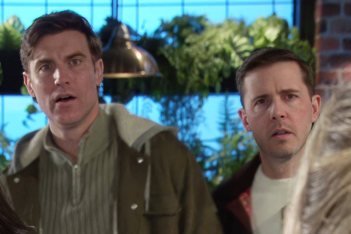 On Gary's advice, Sarah meets up with Theo's estranged ex-wife, Danielle