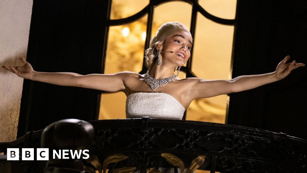 Olivier Awards 2026: Rachel Zegler, Cate Blanchett and Tom Hiddleston among nominees - BBC