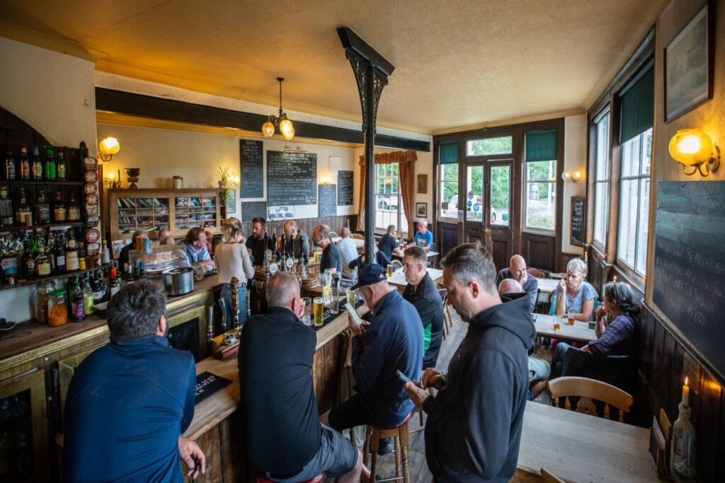 5 Suffolk pubs that are loved by celebrities
