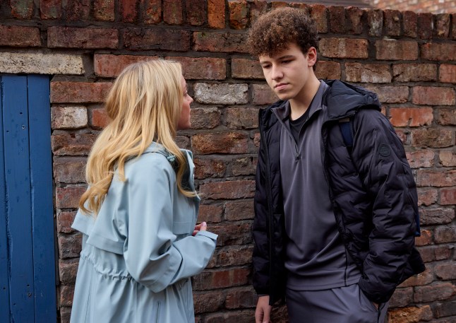 Megan speaks to Will in Corrie
