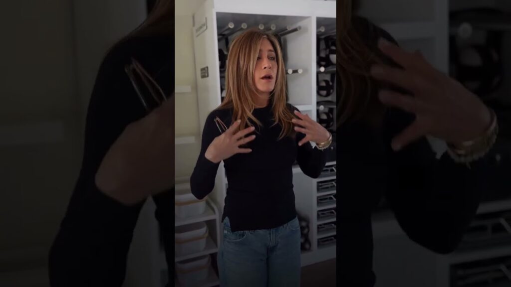 20-minute routine #trending #shorts #jenniferaniston