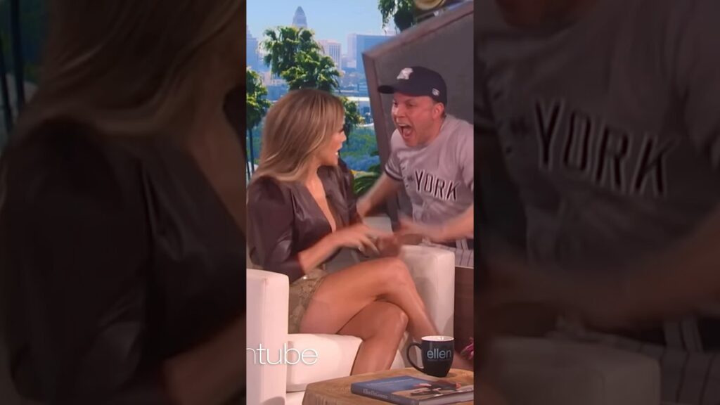 Jennifer Lopez Got Scared #JLo #Shorts