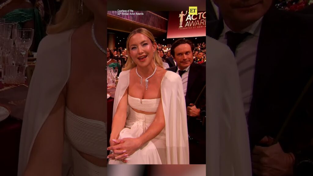 Kate Hudson tells her ‘I Am Actor’ story and Oliver Hudson couldn’t hide his reactions. ๐ Kate Hudson tells her 'I Am Actor' story and Oliver Hudson couldn't hide his reactions. ๐