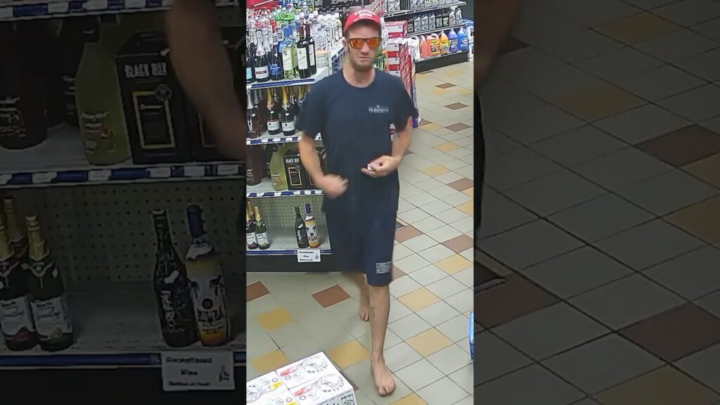 Thief Gets Instant Karma After Stealing From Another Customer Thief Gets Instant Karma After Stealing From Another Customer
