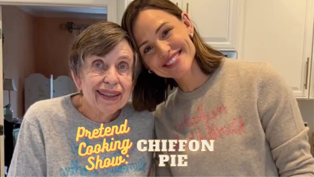 Pretend Cooking Show: Chiffon Pie Pretend Cooking Show: Chiffon Pie