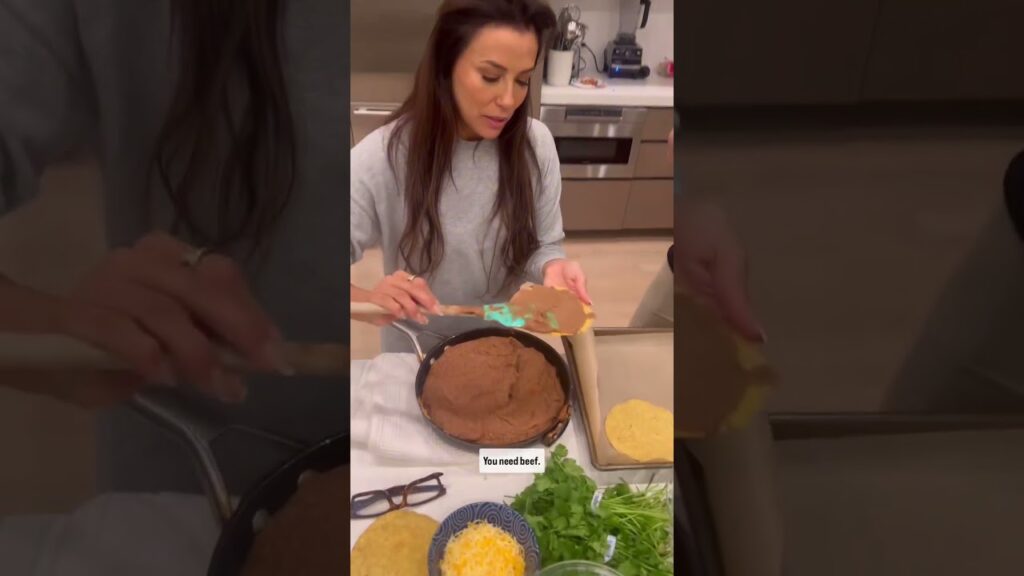 Eva Longoria & Brooklyn Beckham: Easy Chicken & Beef Tostadas Eva Longoria & Brooklyn Beckham: Easy Chicken & Beef Tostadas