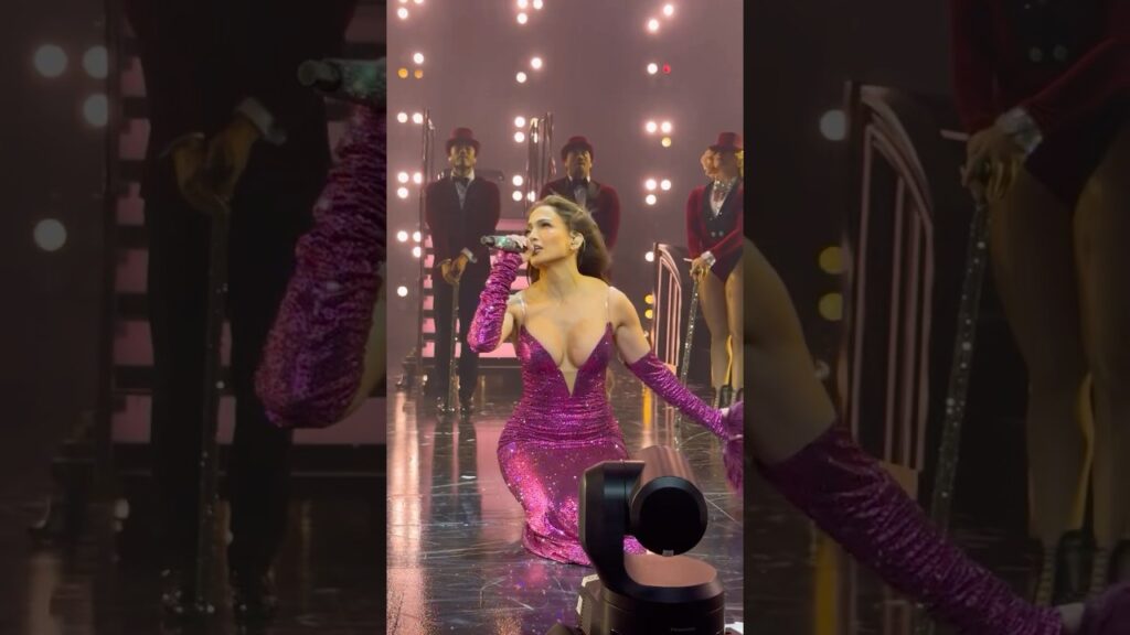 Jennifer Lopez - Dance Again Live In Las Vegas #JLo #Shorts
