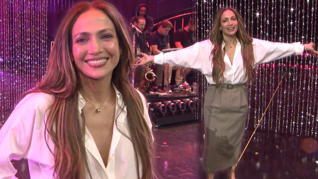 Jennifer Lopez Embraces ‘Happy Era’ and Reveals Kids Had Her ‘Stalk’ Heated Rivalry Cast (Exclusive) Jennifer Lopez Embraces 'Happy Era' and Reveals Kids Had Her 'Stalk' Heated Rivalry Cast (Exclusive)