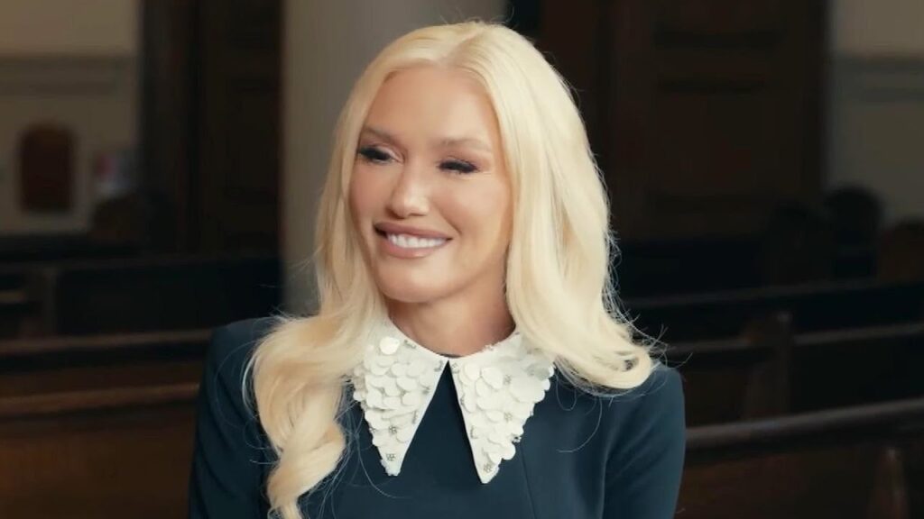 Gwen Stefani Credits Pregnancy in Her 40s to Finding God Gwen Stefani Credits Pregnancy in Her 40s to Finding God