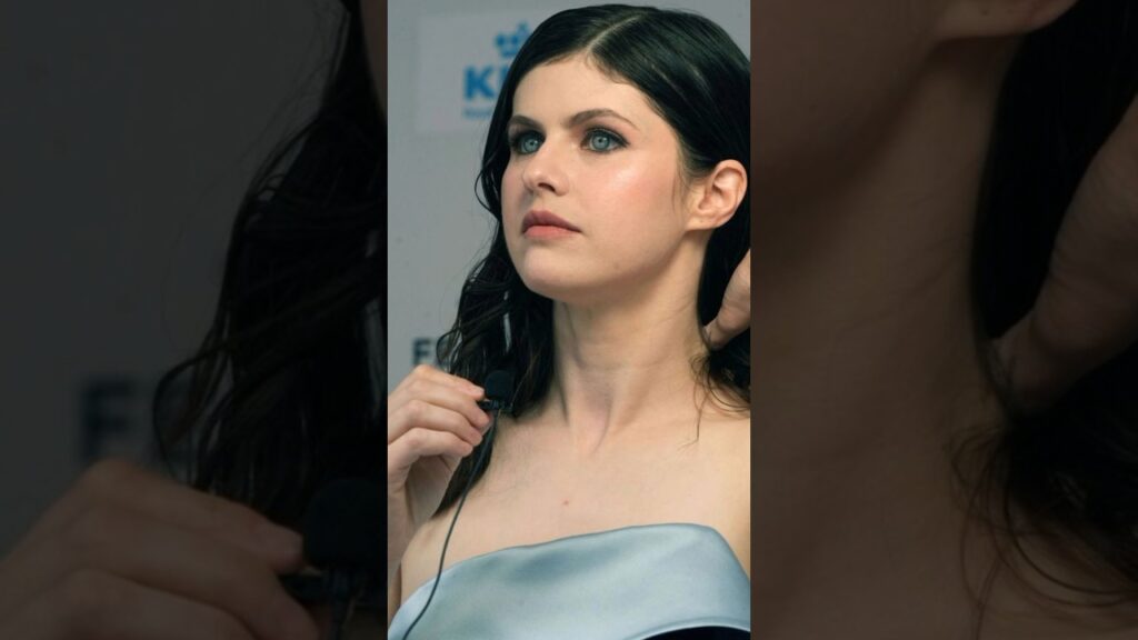 One Second, Eyes Closed… Millions Shocked – Alexandra Daddario 👀”#eyes #alexandradaddario #ytshorts