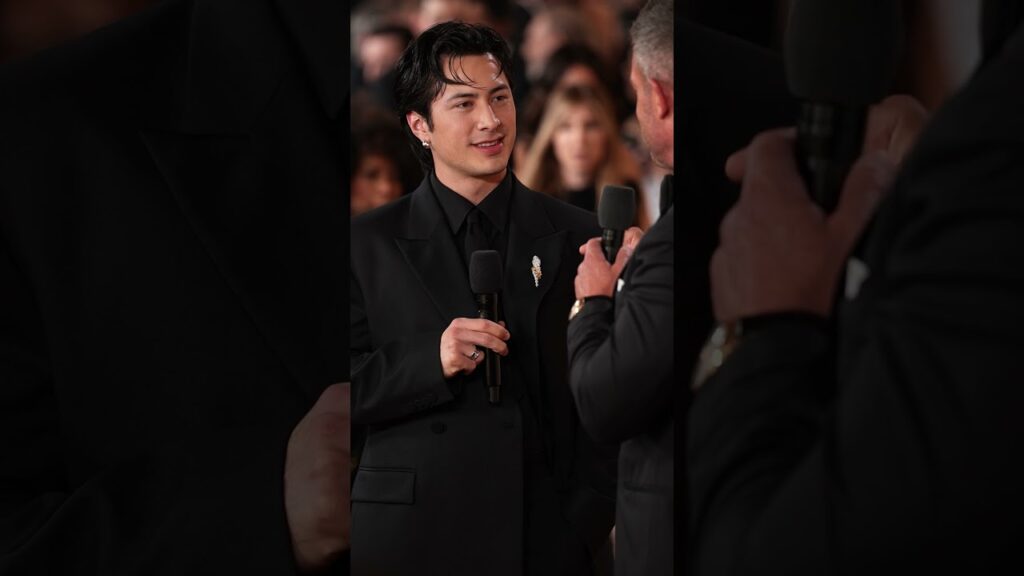 'Heated Rivalry' star Hudson Williams arrives at Oscars 2026 #shorts
