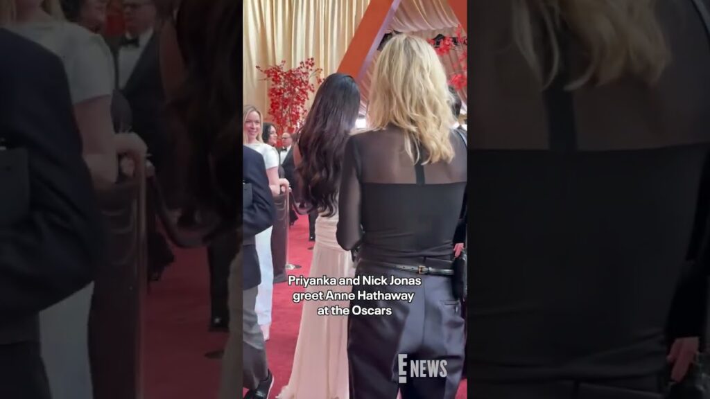 The idea of Anne Hathaway, Priyanka Chopra, and Nick Jonas at the #Oscars together. 🥰