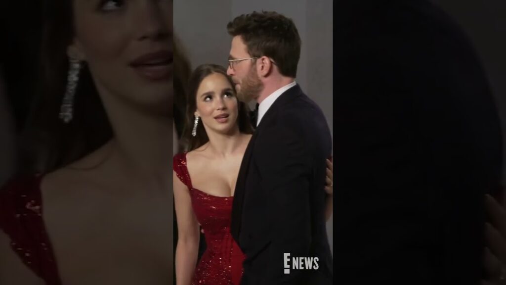 Chris Evans and Alba Baptista share a sweet date night at the Vanity Fair #Oscars Party.