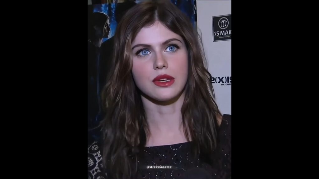 Her eyes are so hypnotizing 👀❤️#alexandradaddario #eyes #ytshorts