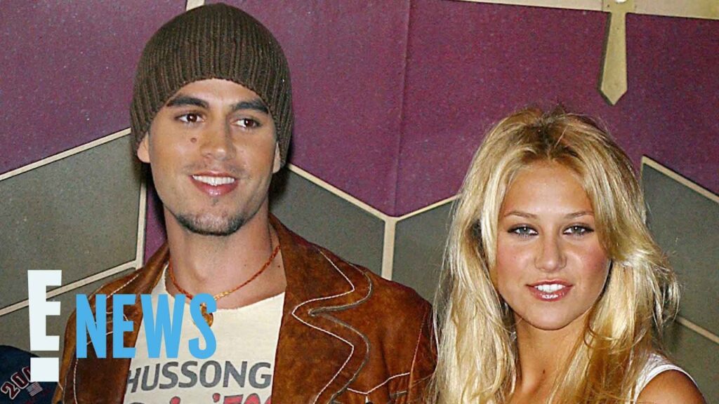 Enrique Iglesias, Anna Kournikova's 4 Kids Strike a Pose in Family Photo | E! News