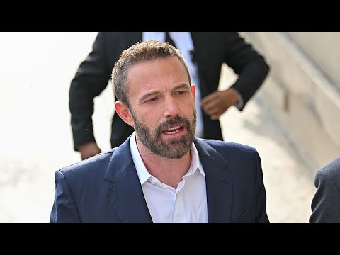 JUST IN🚨: Ben Affleck SEEN Rushing to Jennifer Garner’s house after the Big news JUST IN🚨: Ben Affleck SEEN Rushing to Jennifer Garner's house after the Big news