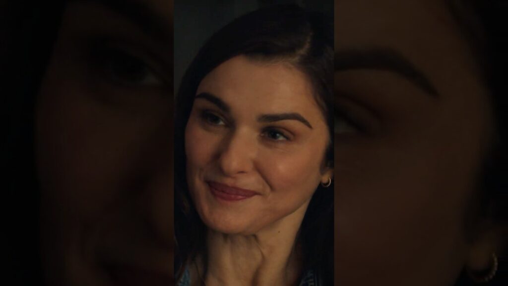Oh I love to have a martini 📺 Vladimir #RachelWeisz #LeoWoodall #Netflix