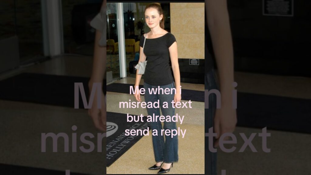 #texting #girlblogger #snapchat #relatable #natalieportman