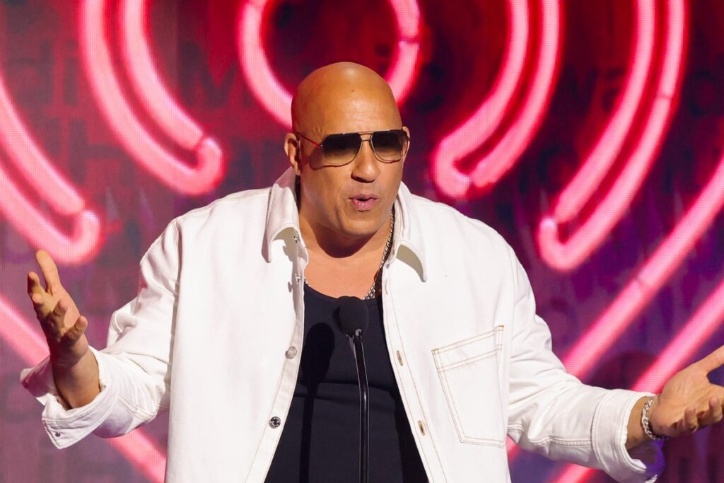 Taylor Swift helps save Vin Diesel during awkward iHeartRadio Music Awards gaffe