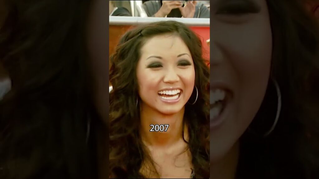 We're wishing Brenda Song a very suite birthday. 🎂