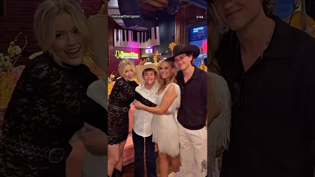 Reese Witherspoon’s 50th birthday #celebration #reesewitherspoon #party #alanjackson #nicolekidman