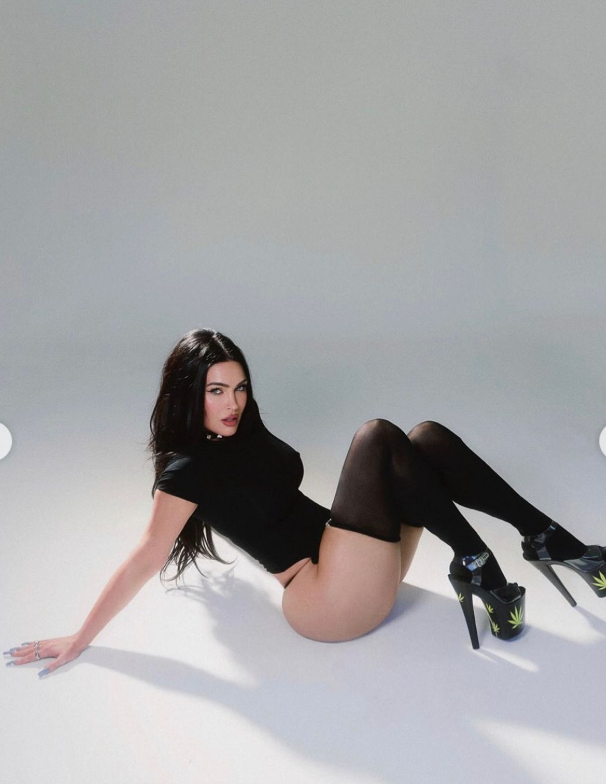 The actress stripped off for her latest comeback photoshoot