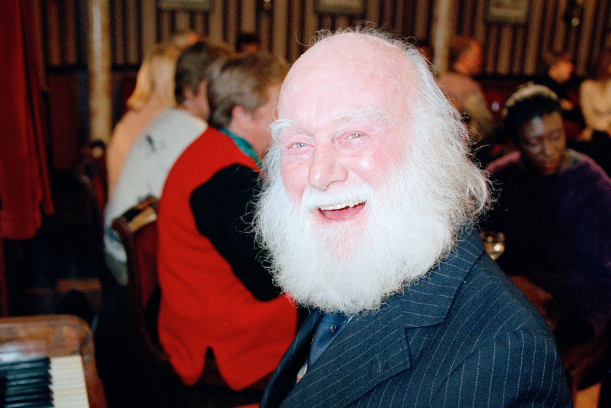 Only Fools & Horses fans devastated after Uncle Albert's grave trashed by vandals