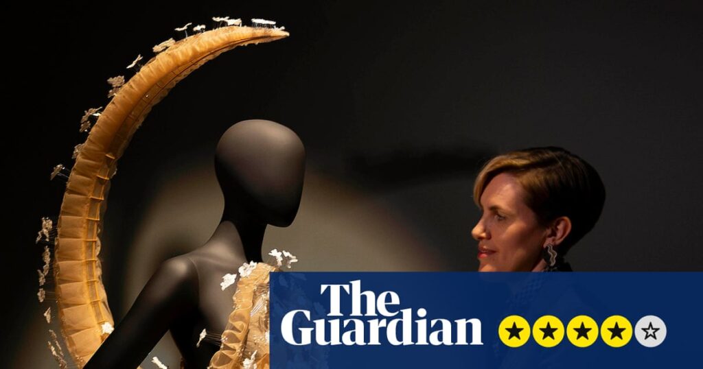 Schiaparelli review – it’s cocktail o’clock with fashion’s surreal goddess who out-lobstered Dalí and turned a polar bear pink | Fashion