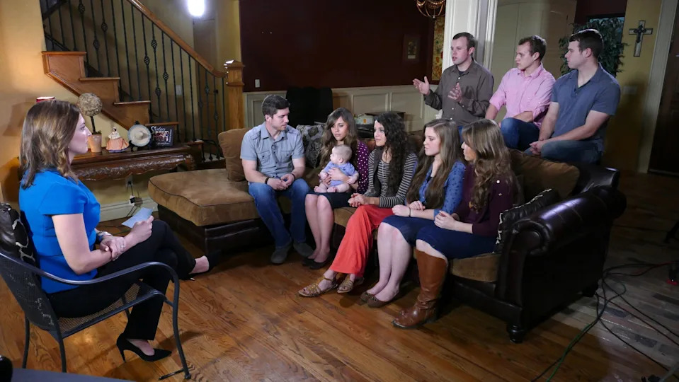 Paula Faris sits down exclusively with several of the Duggar children from their Arkansas home