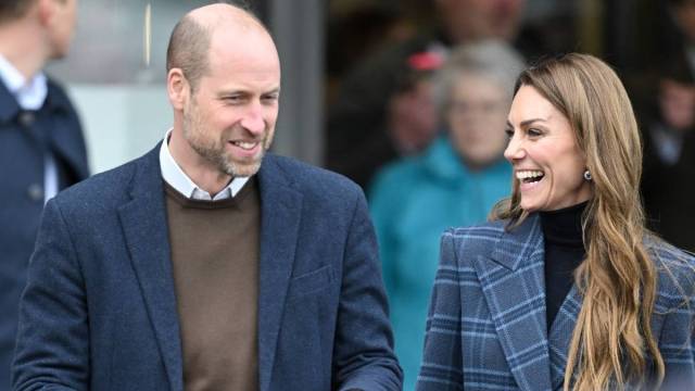 Kate Middleton &amp; Husband Reconciled at a 'Freakin' Naughty' Party — Author