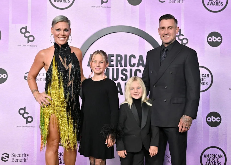 2022 American Music Awards - Arrivals