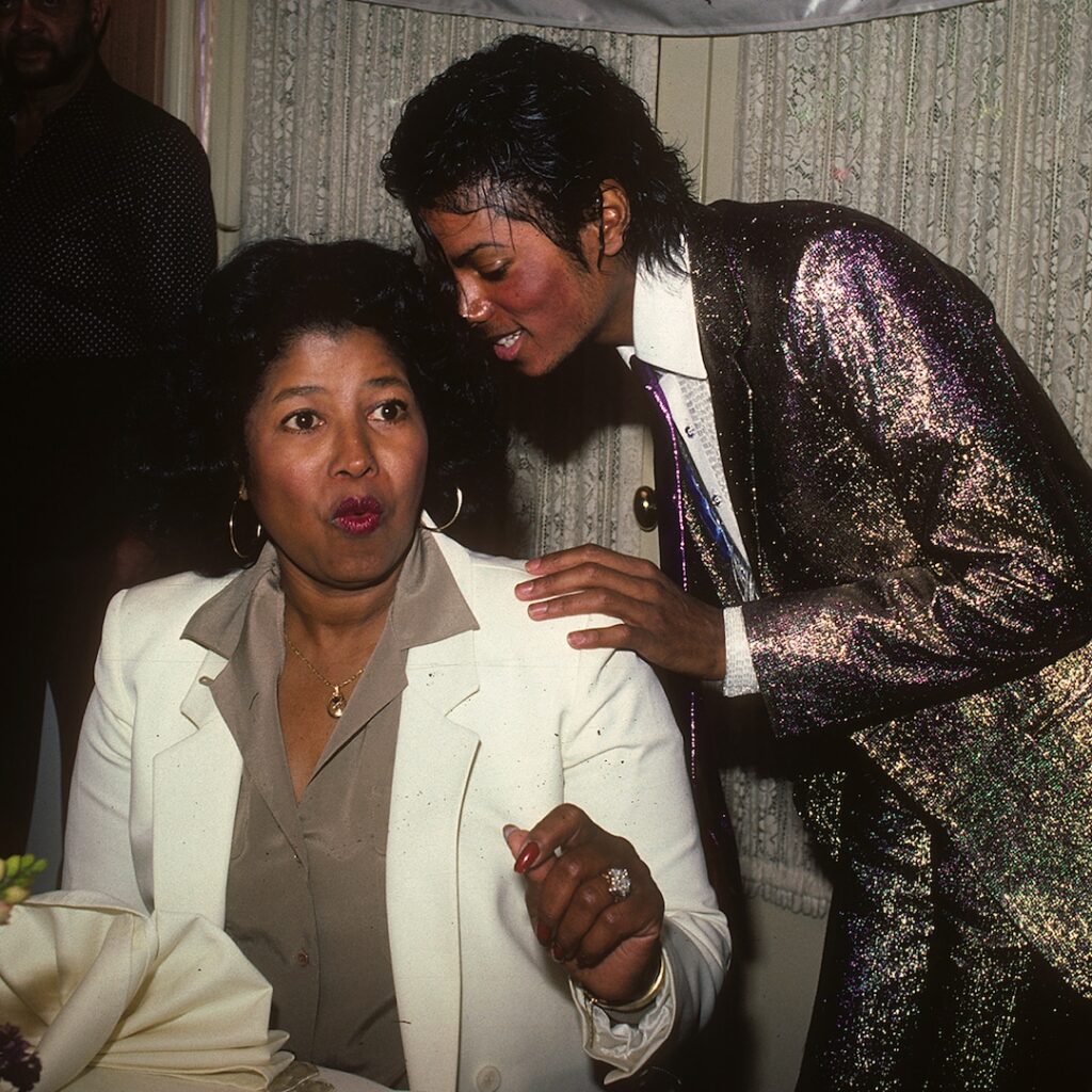 Michael Jackson Mom Katherine Jackson Rare Public Appearance: Photo
