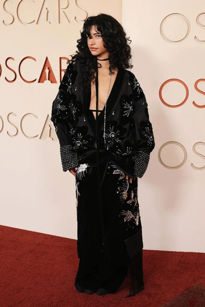 Odessa A’zion Oscars 2026
Odessa A’zion 2026 Oscars red carpet
Odessa A’zion Valentino Oscars
Odessa A’zion Valentino Haute Couture
Odessa A’zion Valentino Spring 2026 Couture
Valentino Oscars 2026
Valentino Haute Couture Oscars 2026
Alessandro Michele Valentino Oscars
Valentino Specula Mundi collection
Oscars 2026 red carpet fashion
Anne Hathaway Oscars 2026
Emma Stone Oscars 2026
Academy Awards 2026 fashion
Oscars 2026 celebrity style