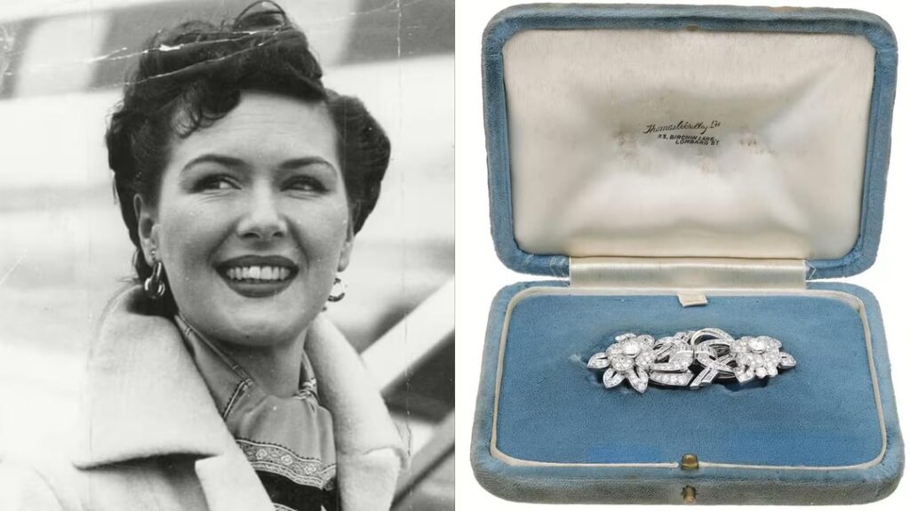 Collection of the ‘Severely Beautiful’ Lady Wardington Fetches $161K at auction