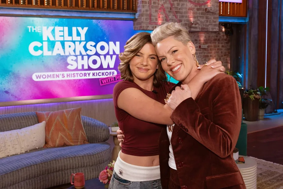 Pink, Willow Hart, The Kelly Clarkson Show