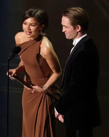 'The Drama' stars Zendaya and Robert Pattinson presenting at the 98th Academy AwardsCredit: Kevin Winter/Getty