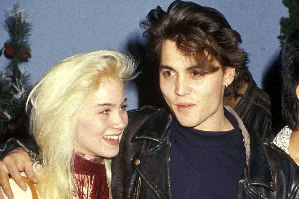 Christina Applegate was ‘in love’ with Johnny Depp for ‘years,’ but ‘I was just one of the guys to him’ Christina Applegate was 'in love' with Johnny Depp for 'years,' but 'I was just one of the guys to him'