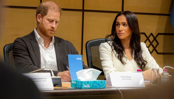 Prince Harry, Meghan make powerful choice as royal future hangs in balance