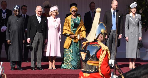 President of Nigeria welcomed to Windsor in landmark state visit - Photo 1 of 9