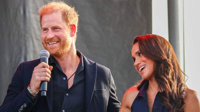Prince Harry and Meghan Markle want to document their trip for a possible new streaming series.MEGA
