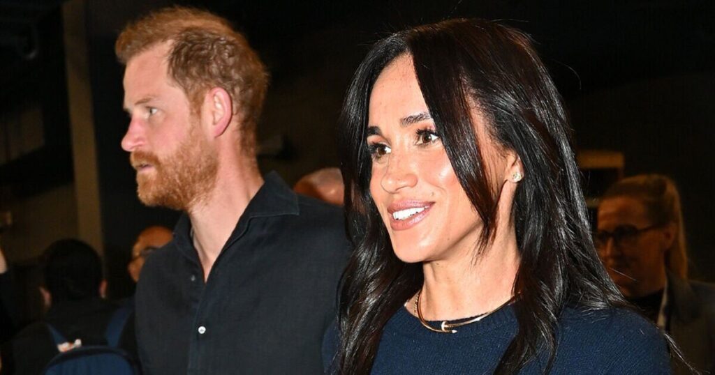 Harry and Meghan sent 'last chance' warning as they prepare for tour | Royal | News