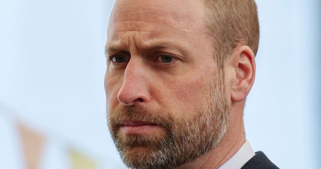 William's telling reaction after Andrew and Beatrice 'scolded' late Queen | Royal | News