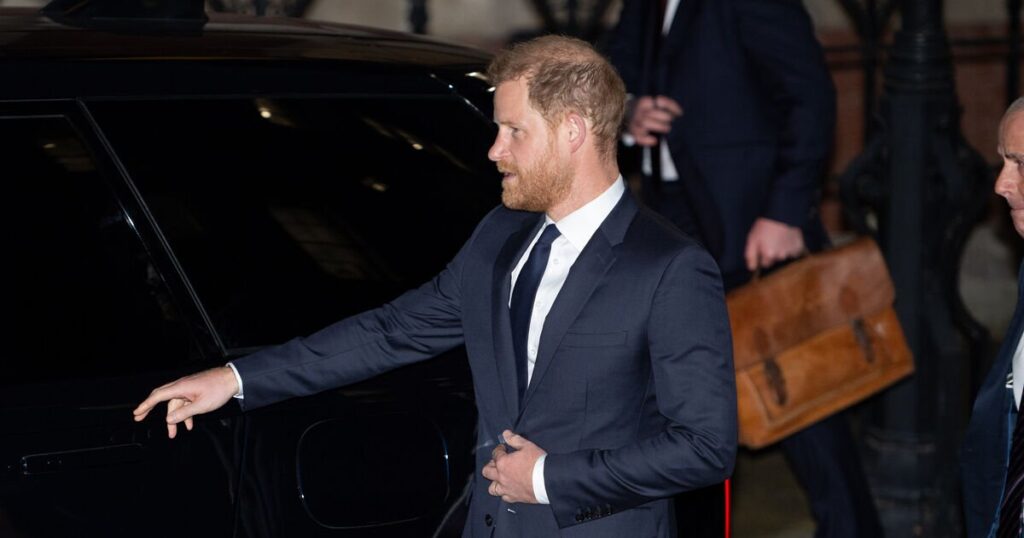 Prince Harry ‘misses’ royal life ex-butler slams ahead of major tour | Royal | News Prince Harry 'misses' royal life ex-butler slams ahead of major tour | Royal | News