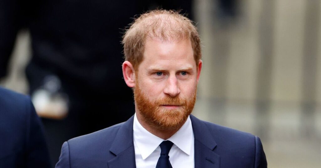 Prince Harry just won a prize - but now it's Kate and William laughing | Royal | News