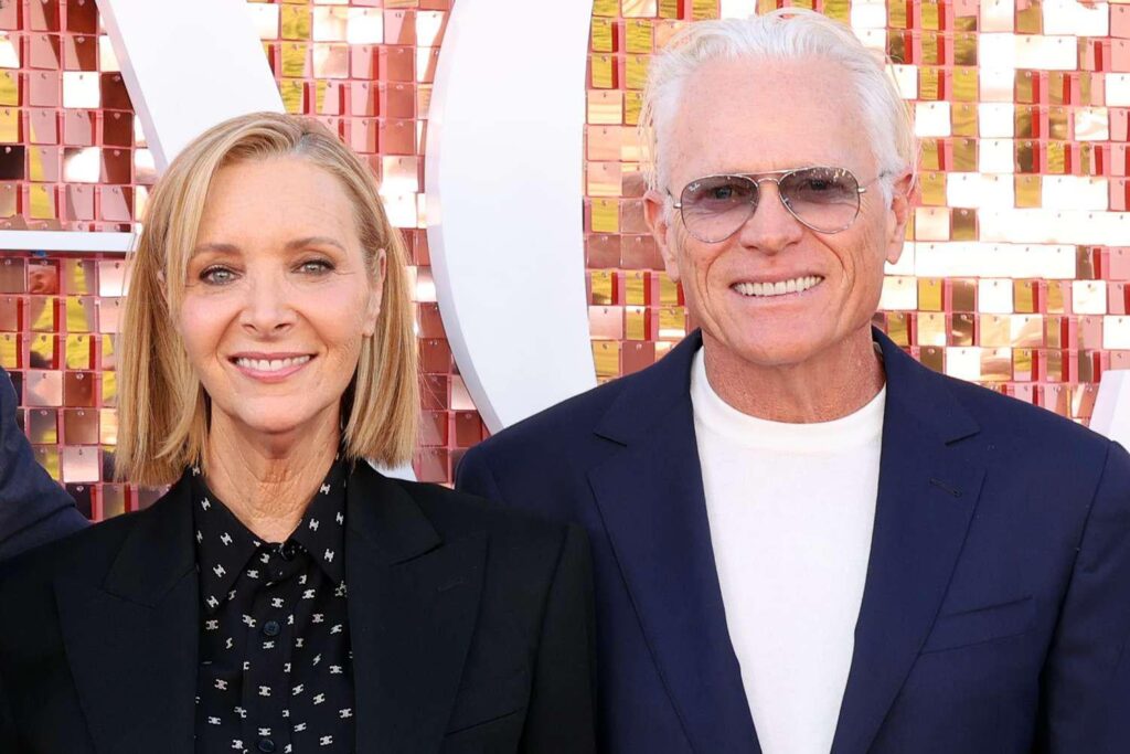Lisa Kudrow Reveals Secret to 3 Decades of Marriage with Husband Michel Stern